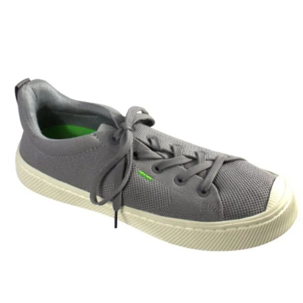 Cariuma Conscious Gray Canvas Low Profile Lace-Up Size 10